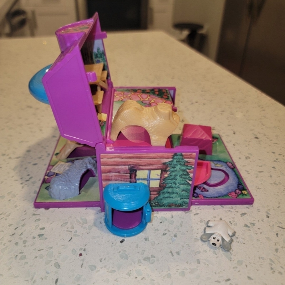 Vintage 1990s Galoob Pound Puppies HIDEAWAY Camp Hide & Seek.